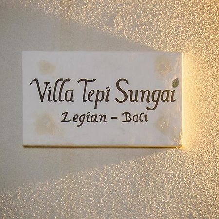 Villa Tepi Sungai Legian  Bilik gambar