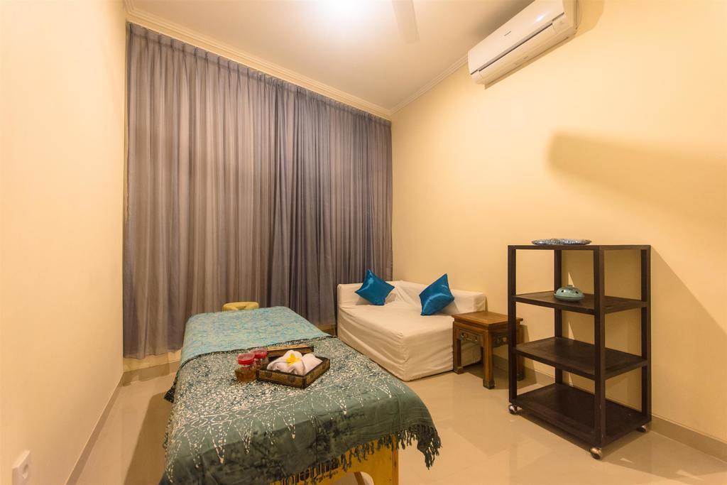 Villa Tepi Sungai Legian  Bilik gambar
