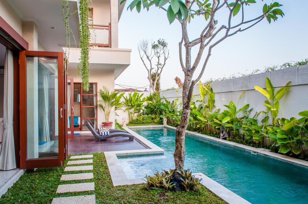 Villa Tepi Sungai Legian  Bilik gambar